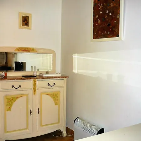 Apartment Indigo & Flamants Roses Vue 5mn Et Parc Des Expositions Arena Aeroport *